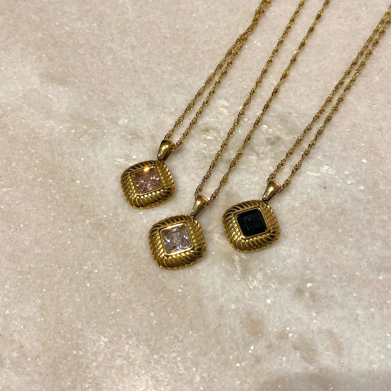 Blair Necklace Clear - Image 5